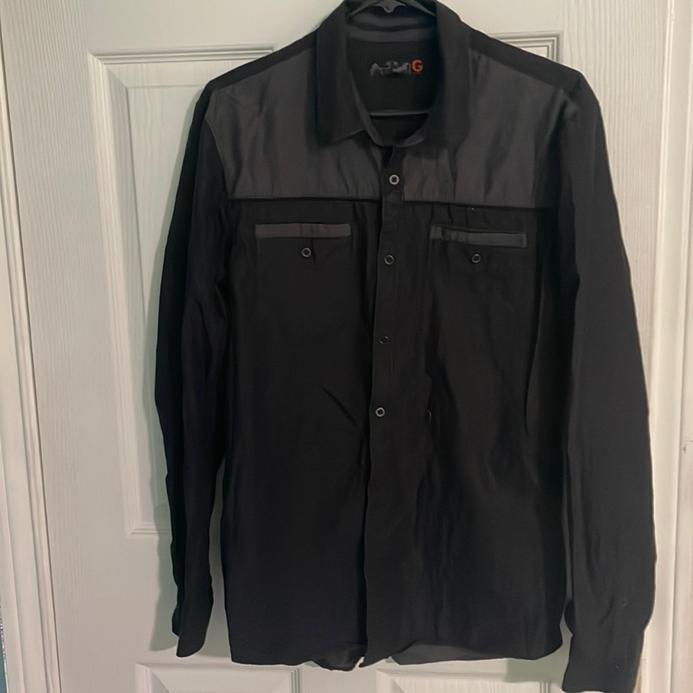 Mens Guess long sleeve dress shirt size L preowned